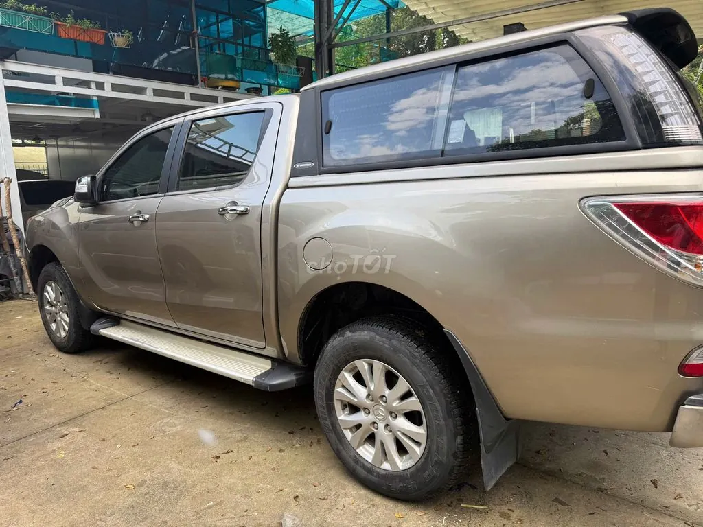 Mazda Bt-50 2015 photo 4