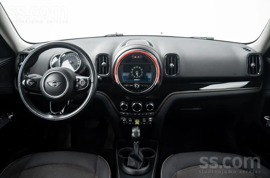 Mini Countryman 2019 photo 2