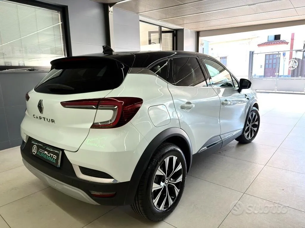 Renault Captur 2023 photo 4