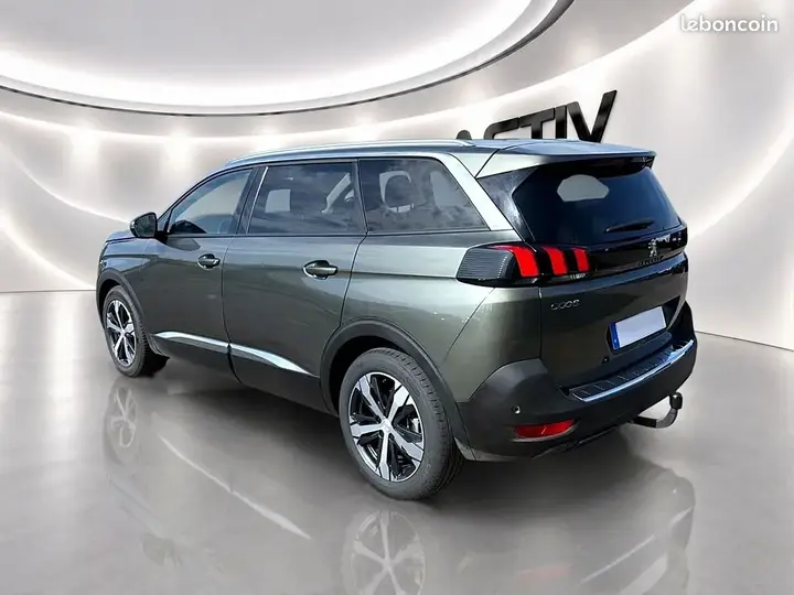 Peugeot 5008 2018 photo 5