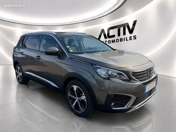 Peugeot 5008 2018 photo 3