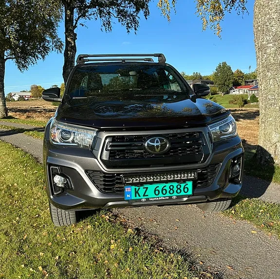 Toyota Hilux 2020 photo 2