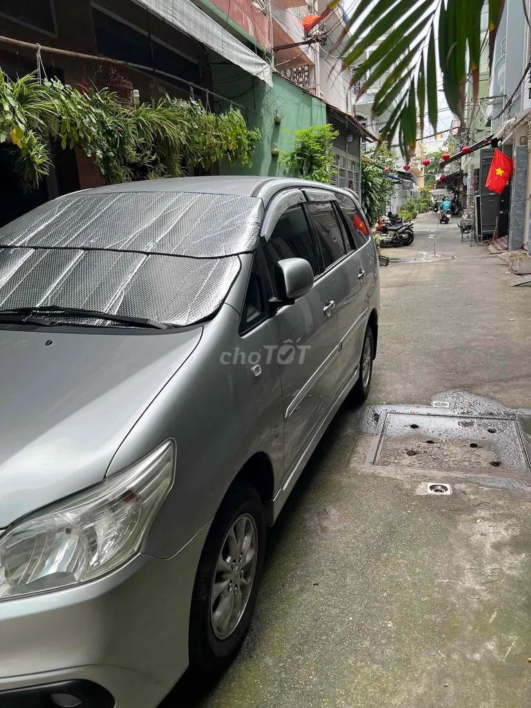 Toyota Innova 2015 photo 2