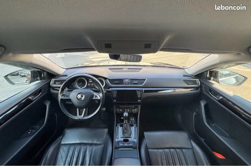 Skoda Superb 2016 photo 3
