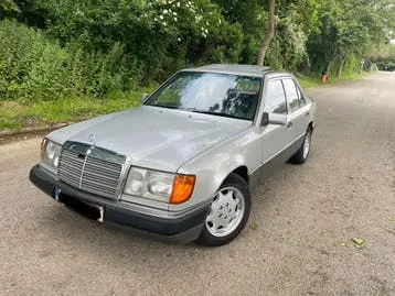 Mercedes-Benz 250D
