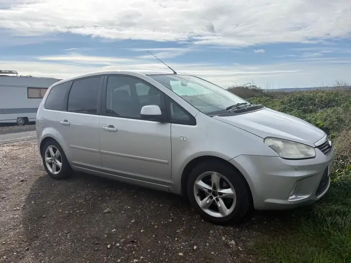 Ford C-Max 2010 photo 2