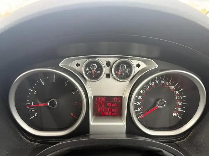 Ford C-Max 2010 photo 4
