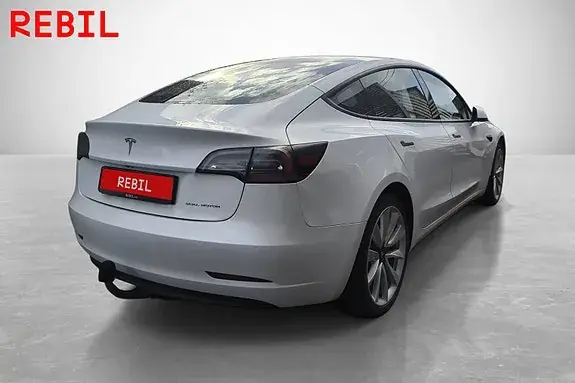 Tesla Model 3 2021 photo 4