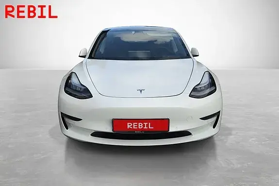 Tesla Model 3 2021 photo 2