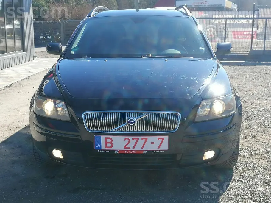 Volvo V50 2005 photo 3