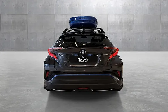Toyota C-Hr 2017 photo 4