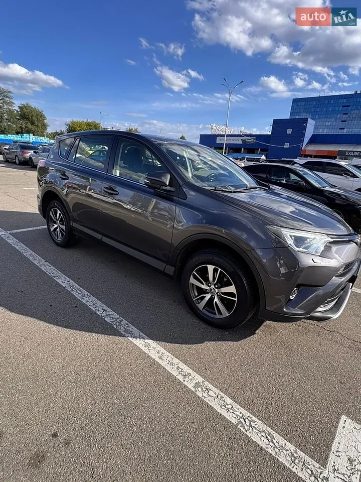 Toyota Rav4 2016 photo 2