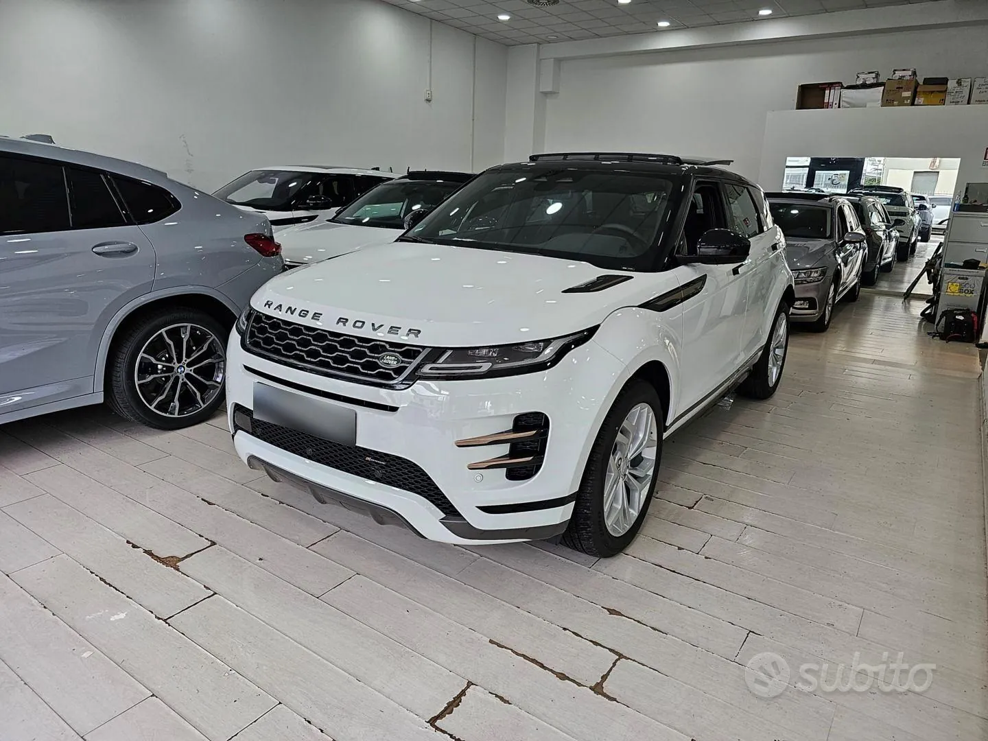 Land Rover Range Rover Evoque 2023 photo 4