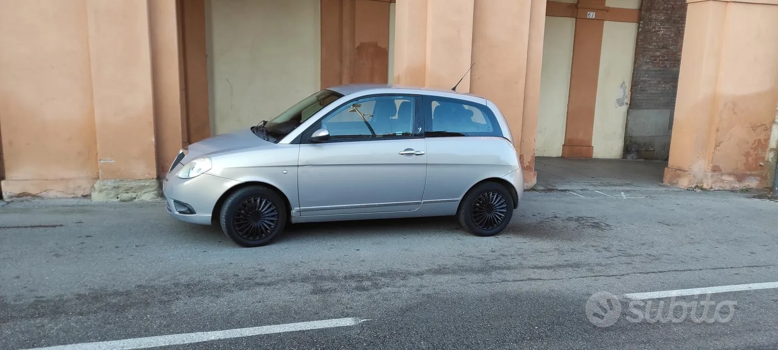 Lancia Ypsilon