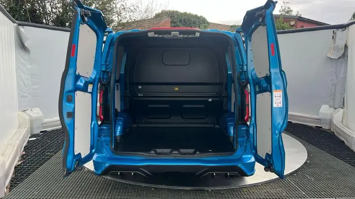 Ford Transit Custom 2026 photo 4