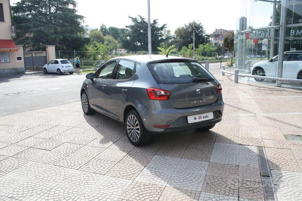 Seat Ibiza 2017 photo 3