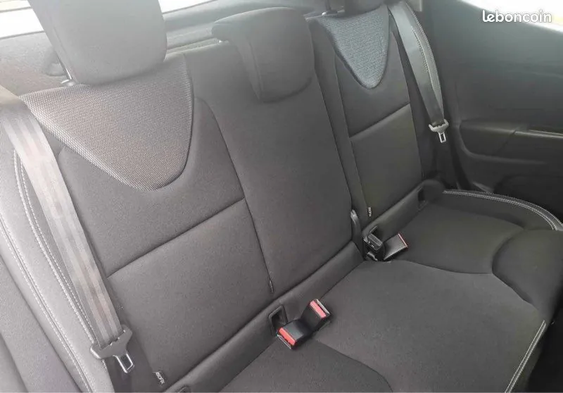 Renault Clio 2018 photo 3