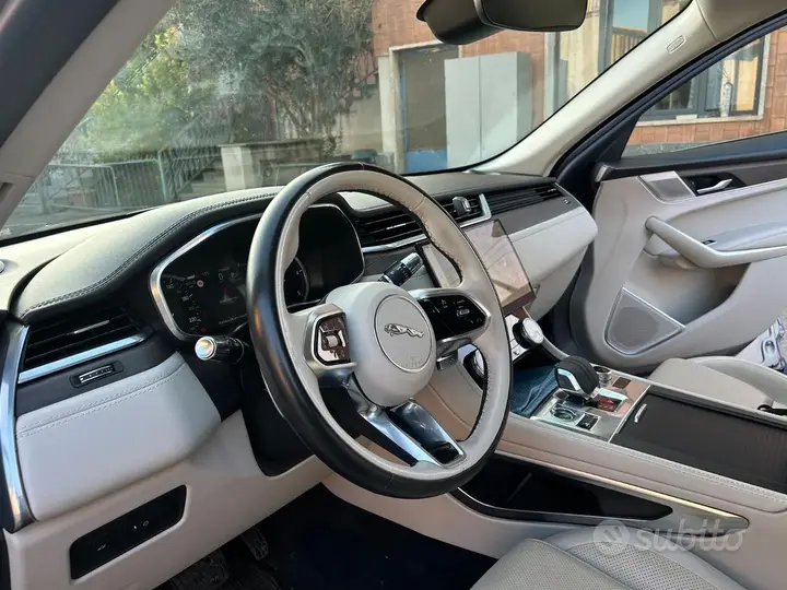 Jaguar F-Pace 2021 photo 4