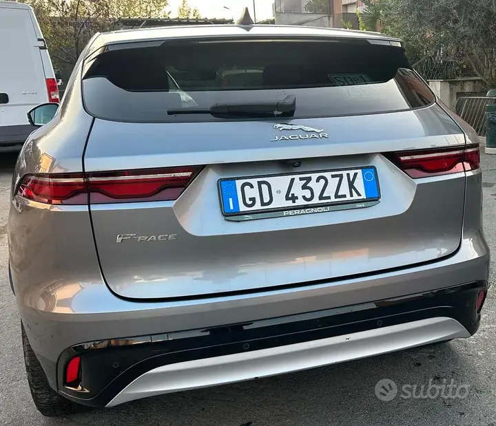 Jaguar F-Pace 2021 photo 3