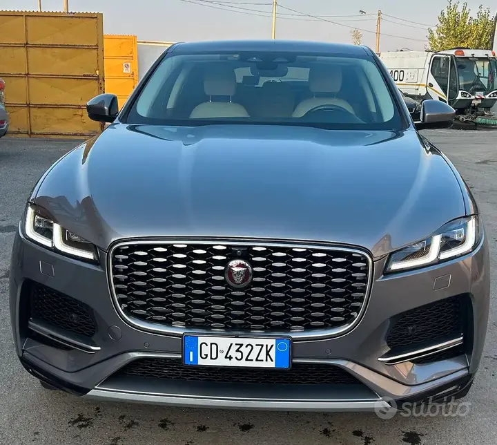 Jaguar F-Pace 2021 photo 2