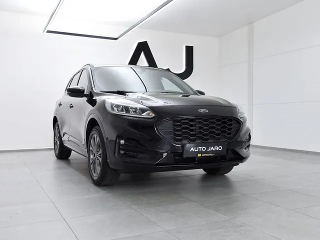 Ford Kuga 2023 photo 2