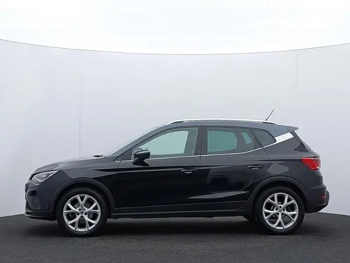 Seat Arona 2023 photo 4