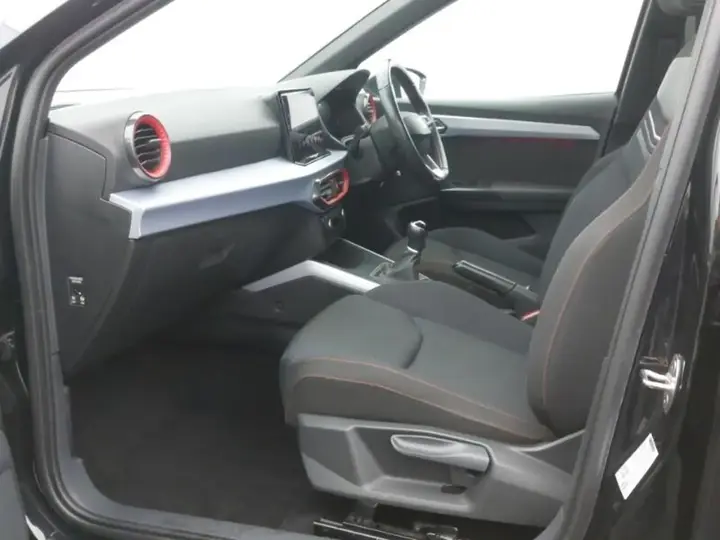 Seat Arona 2023 photo 5