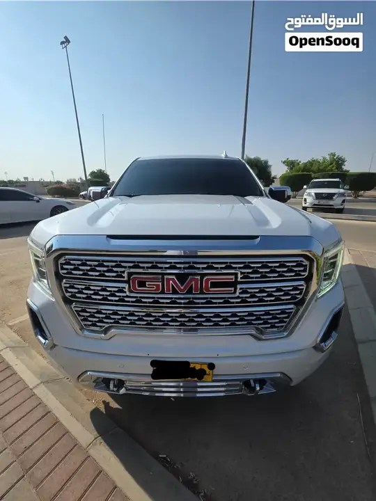 GMC Sierra
