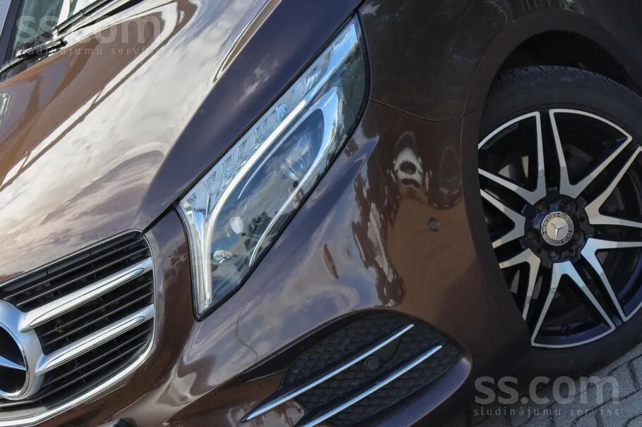Mercedes-Benz V250 2016 photo 2