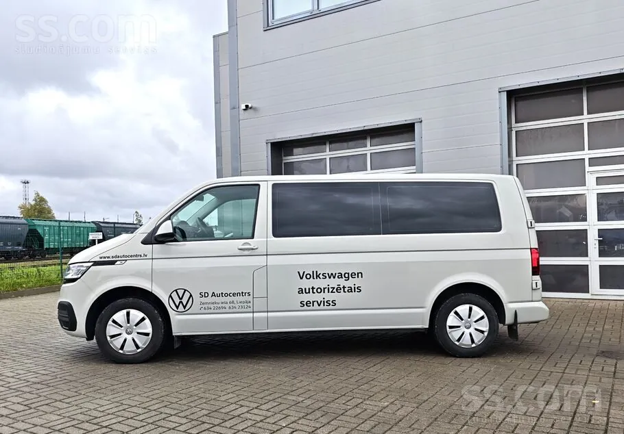 Volkswagen Transporter T6.1 2021 photo 2
