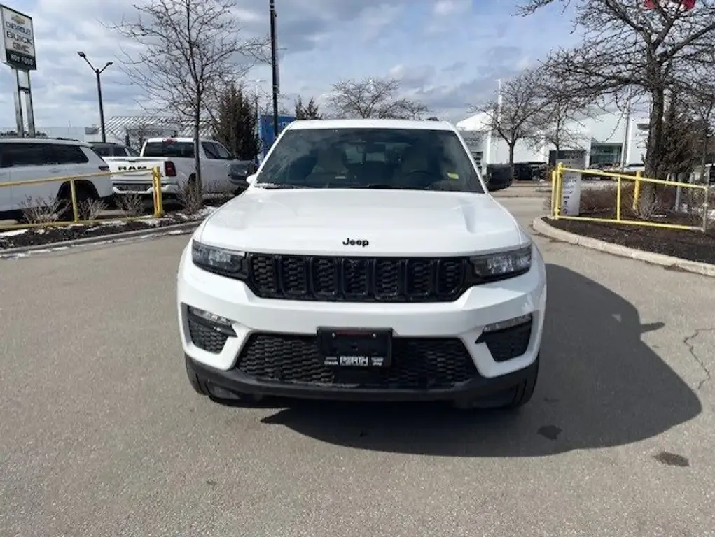 Jeep Grand Cherokee 2025 photo 2