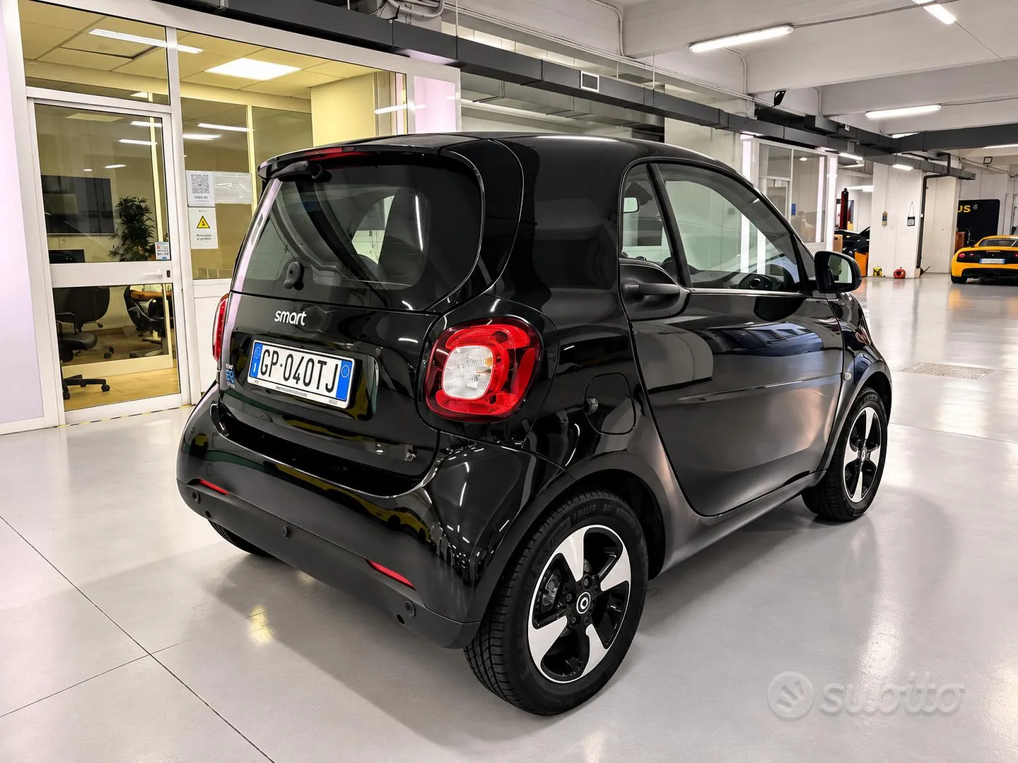 Smart Fortwo 2023 photo 5