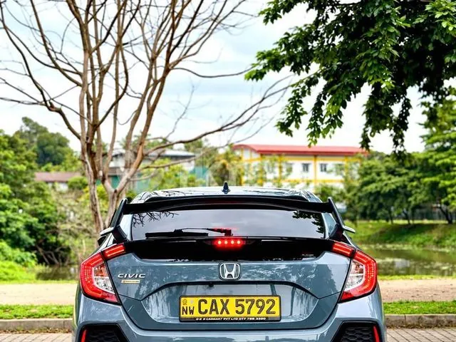 Honda Civic 2017 photo 3