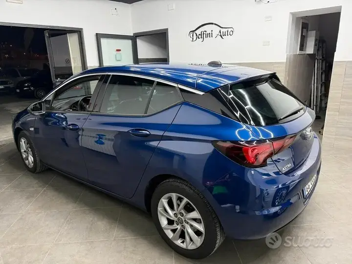 Opel Astra 2021 photo 4