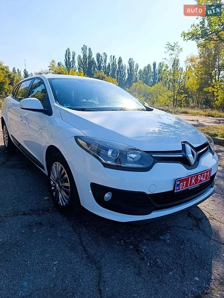 Renault Megane 2015 photo 2