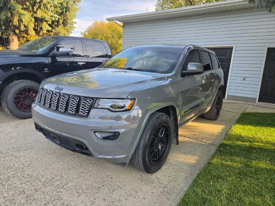 Jeep Grand Cherokee 2022 photo 4