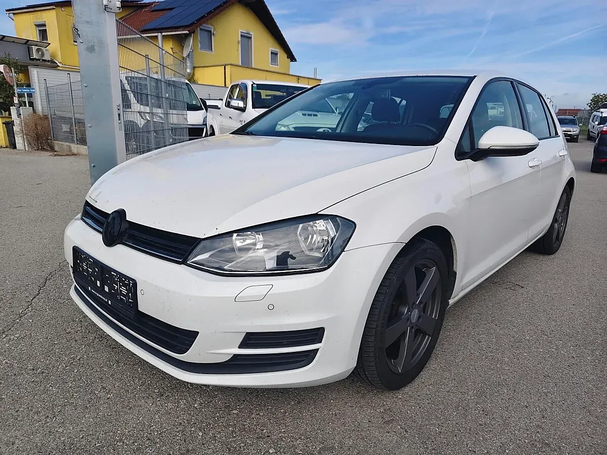 Volkswagen Golf 2013 photo 3