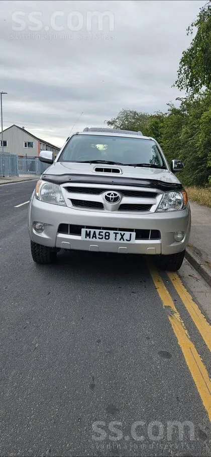 Toyota Hilux 2008 photo 3