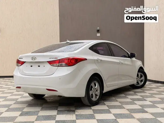 Hyundai Avante 2012 photo 4