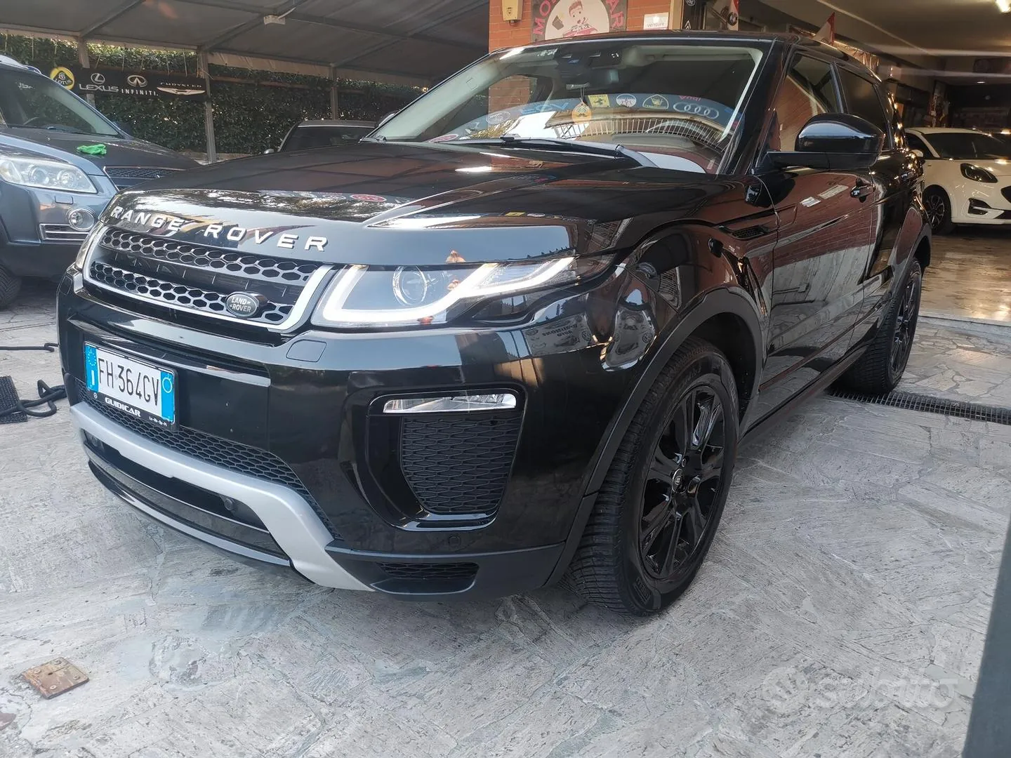 Land Rover Range Rover Evoque 2017 photo 3