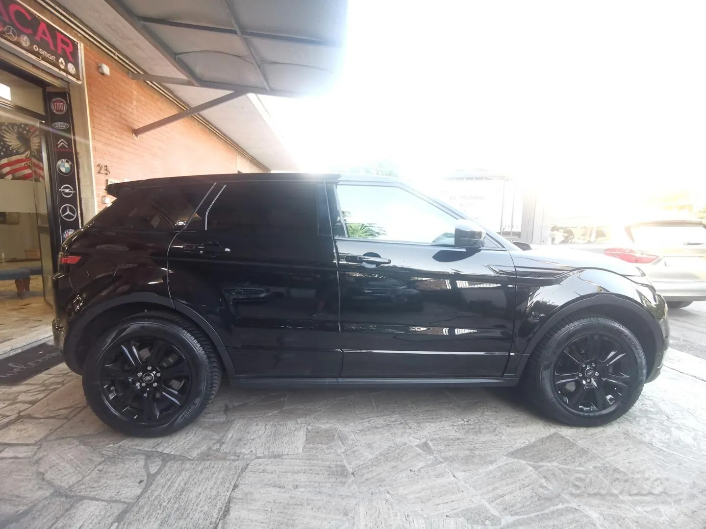 Land Rover Range Rover Evoque 2017 photo 4