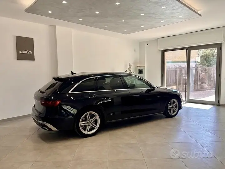 Audi A4 Avant 2024 photo 4