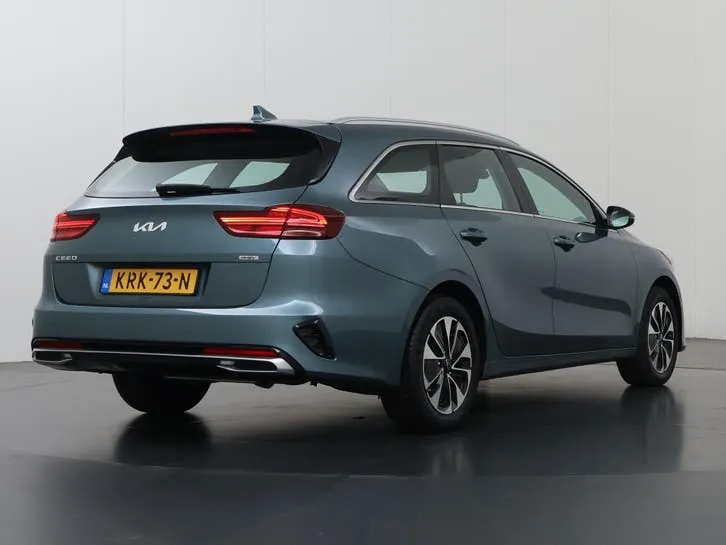 Kia Ceed 2023 photo 2