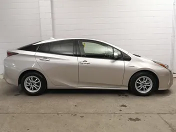 Toyota Prius 2017 photo 4