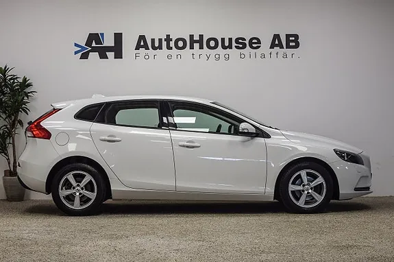 Volvo V40 2018 photo 3