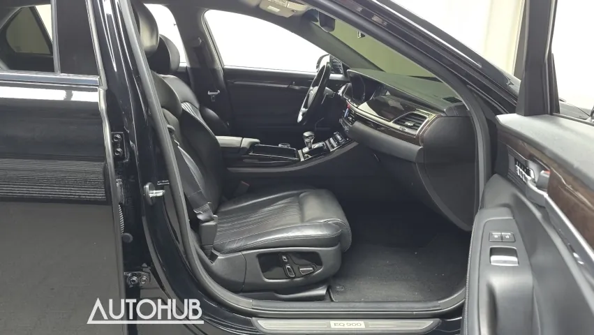 Genesis Eq900 2016 photo 2