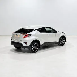 Toyota C-Hr 2017 photo 3