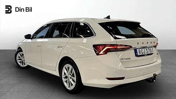 Skoda Octavia 2021 photo 3