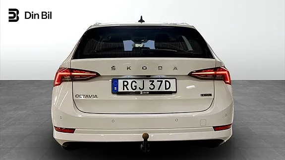 Skoda Octavia 2021 photo 5