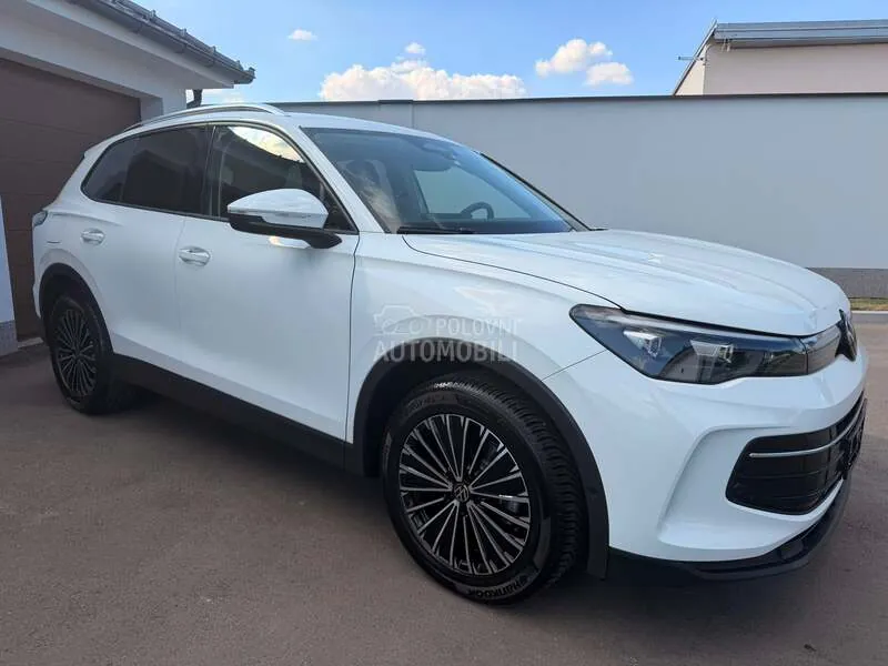 Volkswagen Tiguan 2025 photo 3